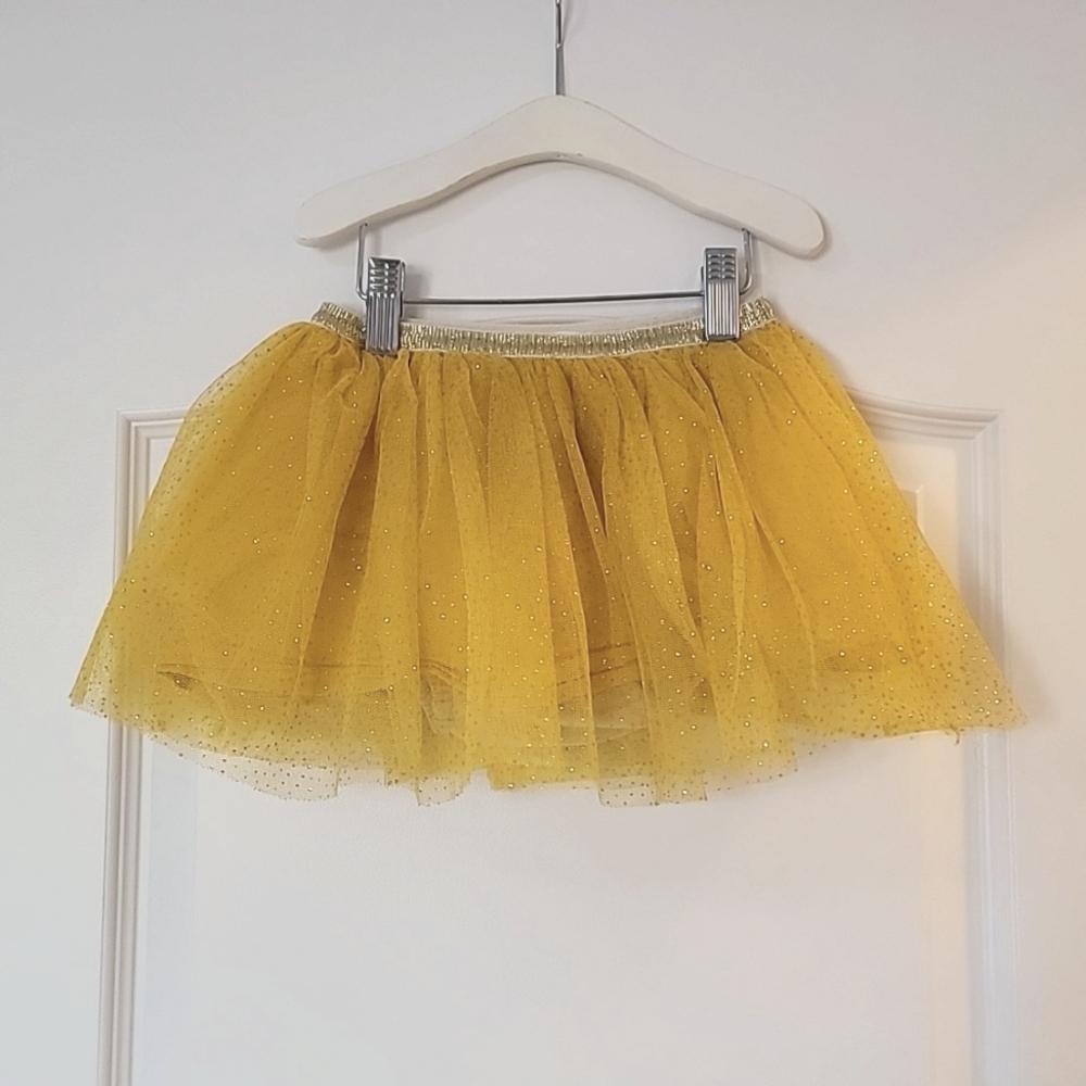 Seed skirt with shorts